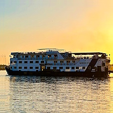 MS Queen Isis